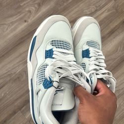 Military Blue Jordan 4