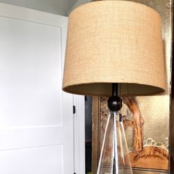 Table lamp