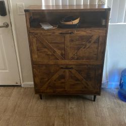 Entry Shoe Rack/ Entry Table  Used 
