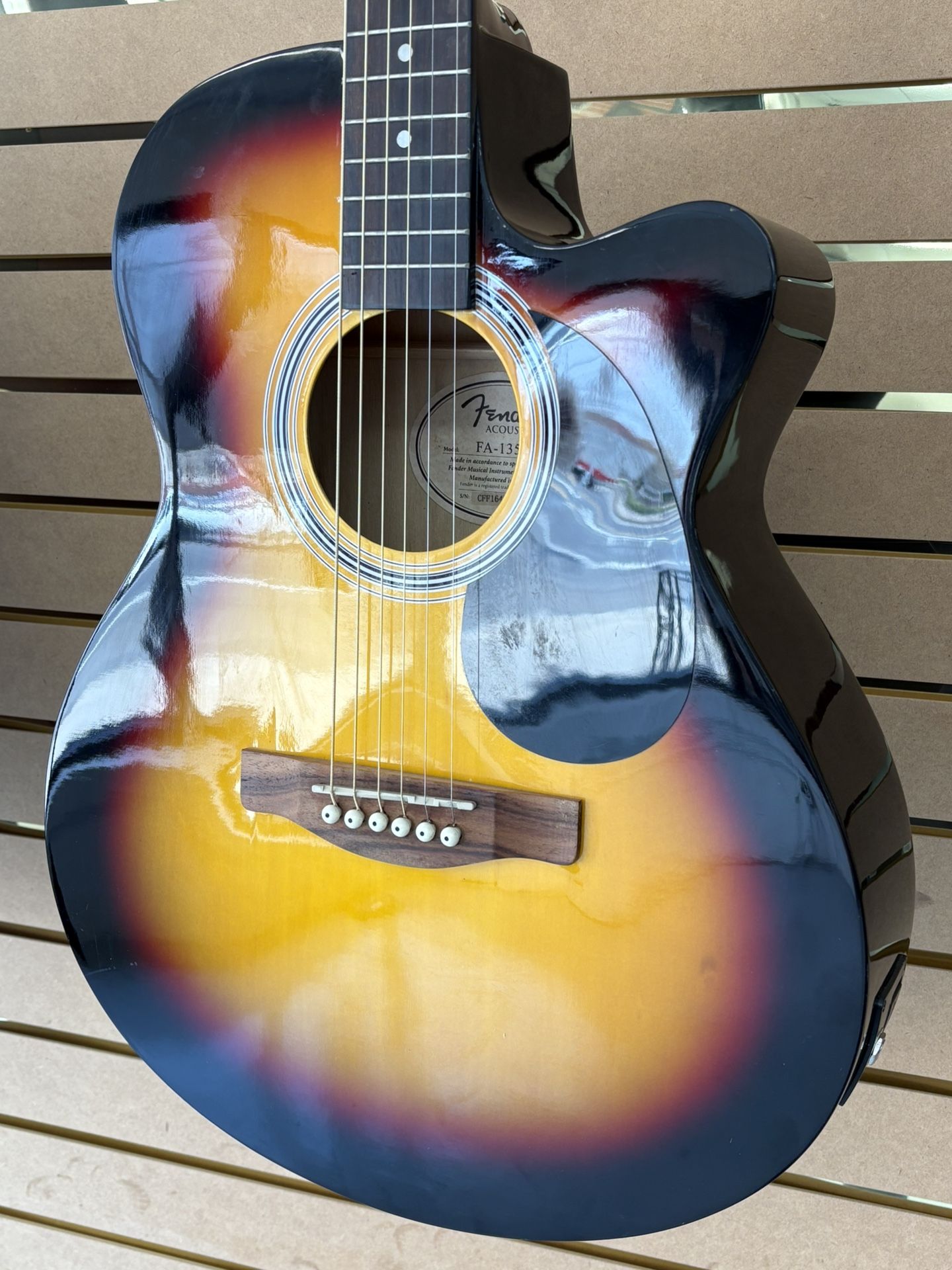 Fender FA-135CE Concert Acoustic-Electric Guitar Sunburst