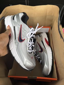 Brand New Mens Nike Initiator (Size 10.5-11.5)