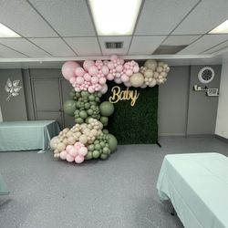 Baby Balloon Garland 