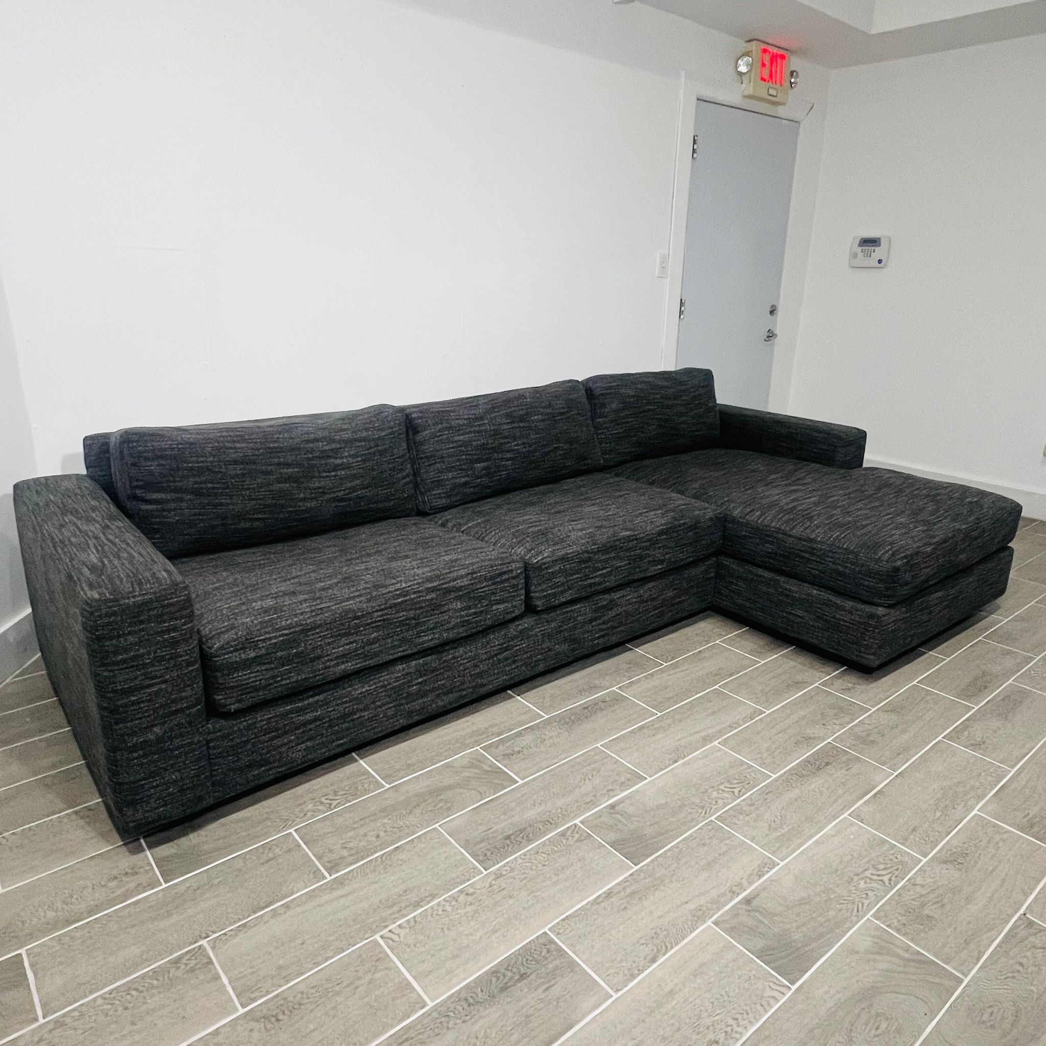 Free Delivery West Elm Black Perfect Condition Sectional Sofa