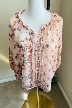 Women’s blouse