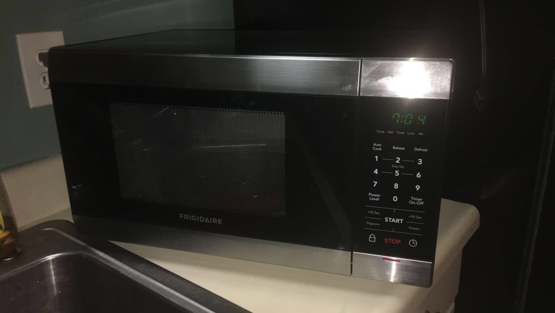 Microwave (less than a year old)