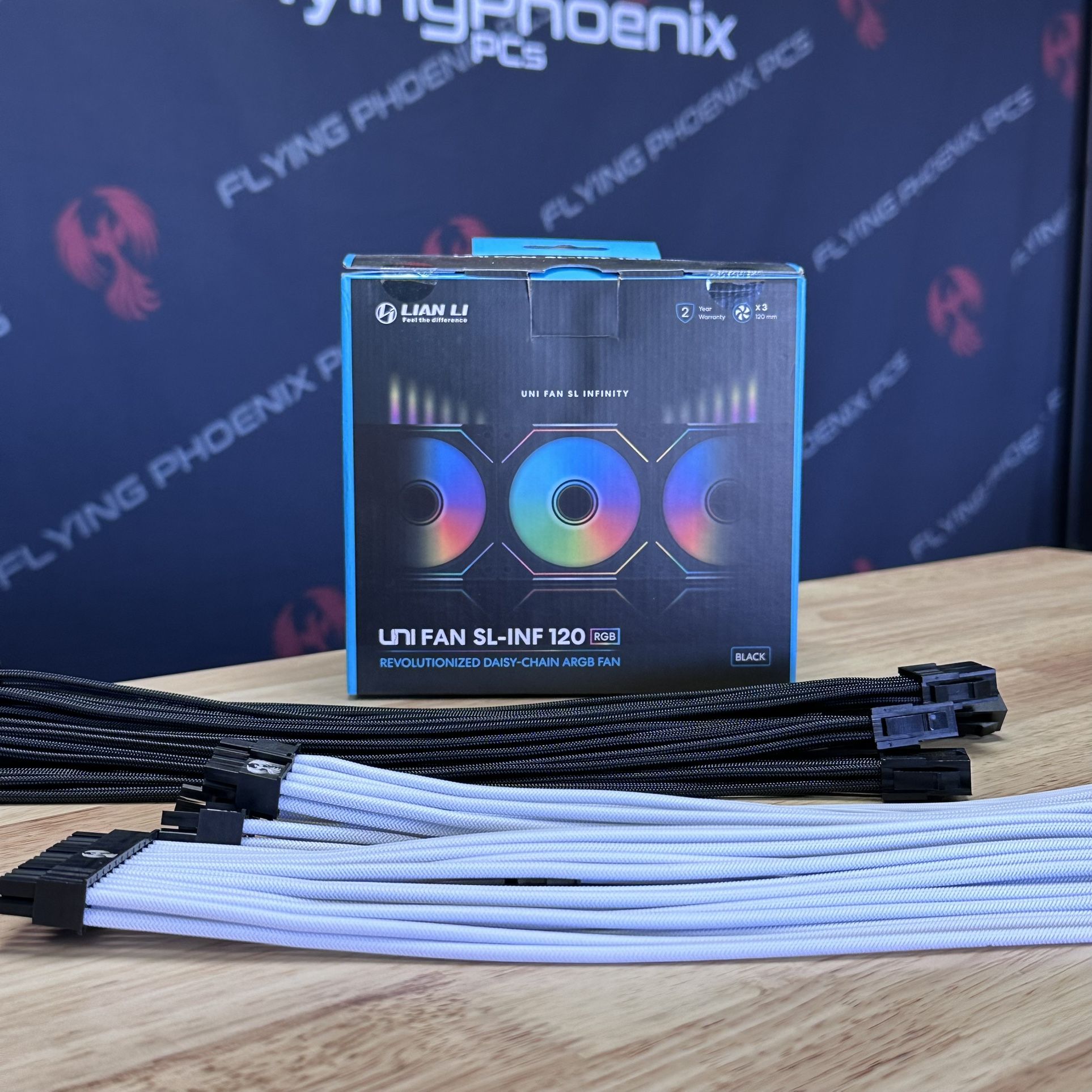 LIAN LI RGB Infinity Fans + Cable Kits On SALE