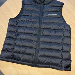 Kids Black Puffer Vest (Cirruslite Vest By Eddie Bauer), Size Medium (10/12)
