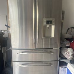 GE Profile Refrigerator 