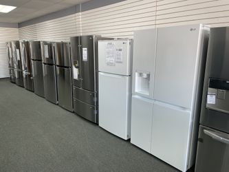 LG 20 Cubic Feet Refrigerator
