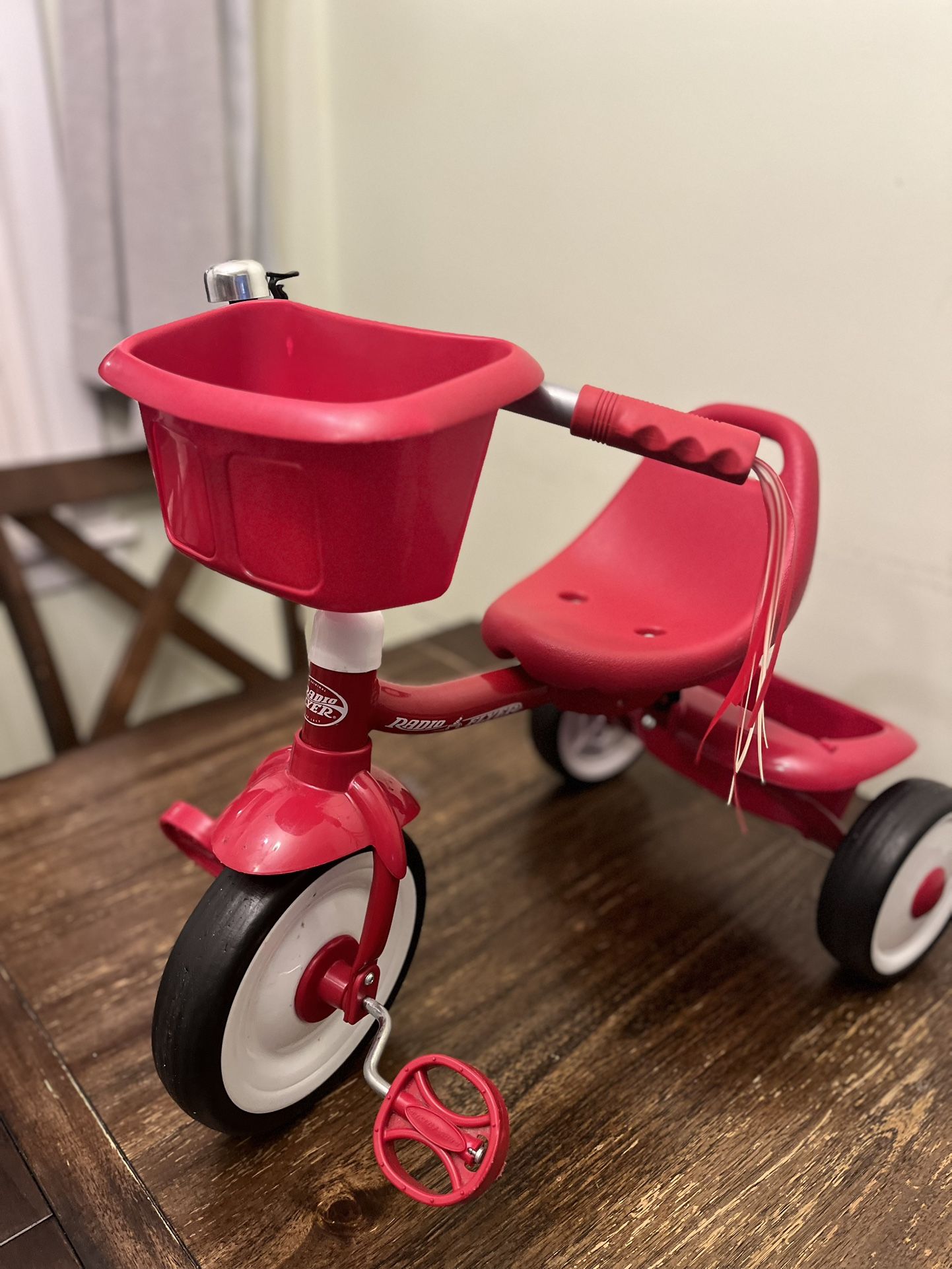 Radio Flyer Fold 2 Go Trike with Bucket: Steel Frame, Plastic Pedals, Ages 1.5-3 Years