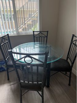Kitchen table