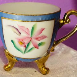 Bone China, collectors teacup