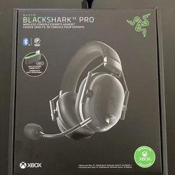 Razer BlackShark V2 Pro Wireless Gaming Headset – Xbox/PS5/PC/Switch – 70hr Battery, USB-C, Black