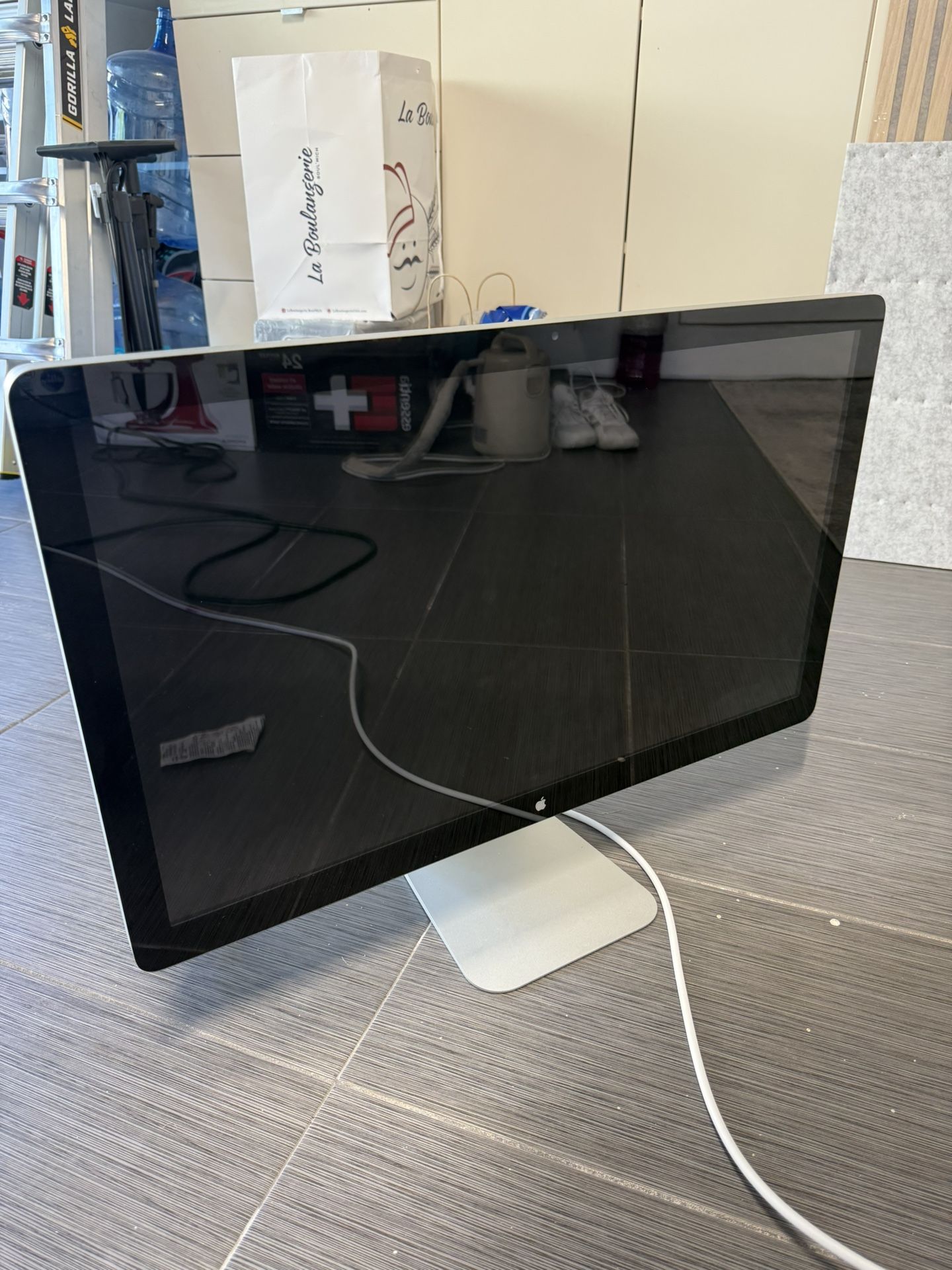 Apple Thunderbolt Display 27β β Excellent Condition, Works Perfectly π»