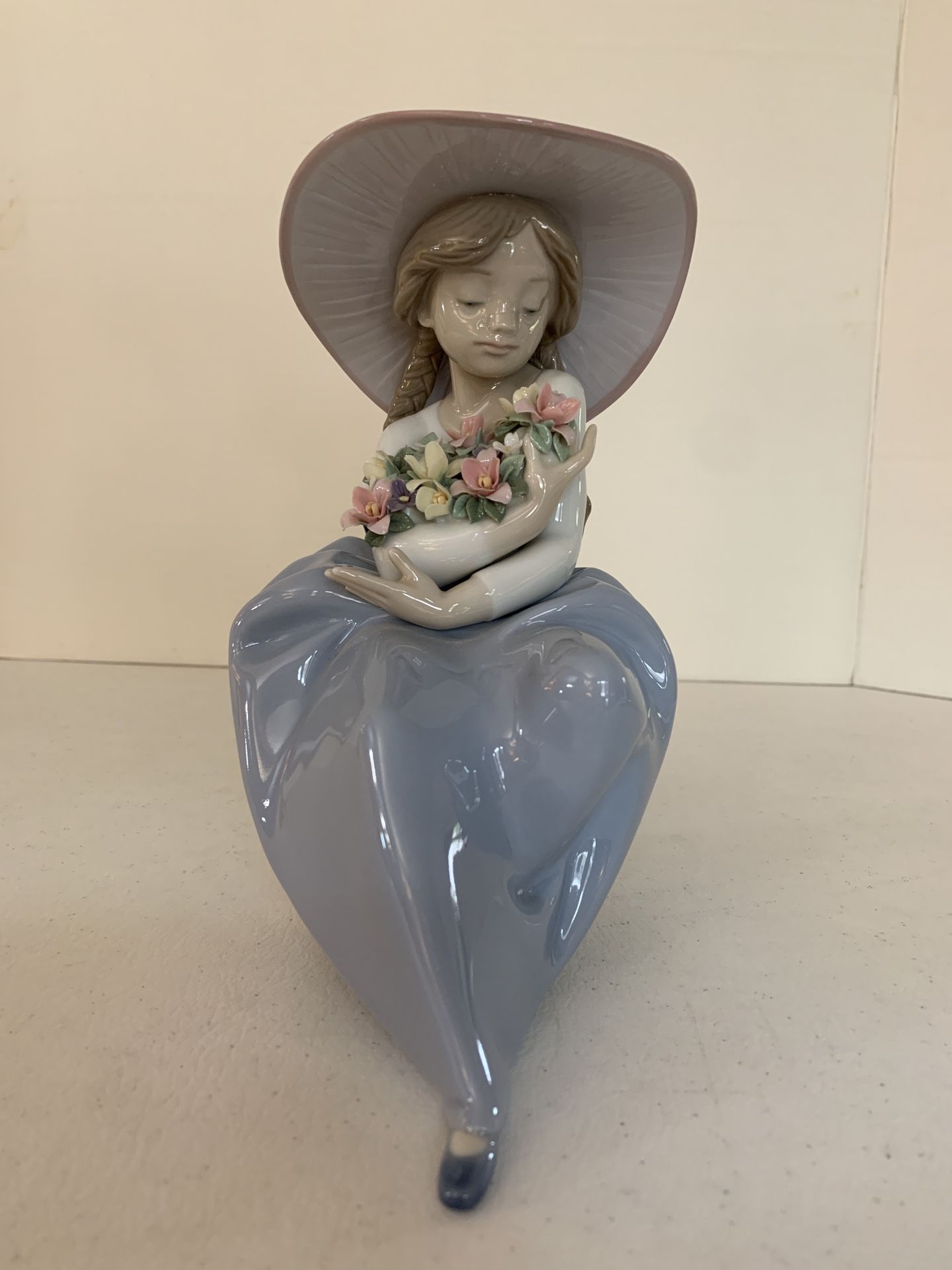 Lladro - Fragrant Bouquet