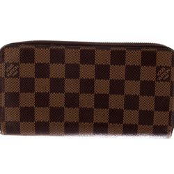 Like New **<<> NO SCUFFS>>** LOUIS VUITTON $395 Obo 