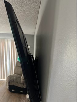 85inch INSIGNIA flat screen tv for sale (slim)