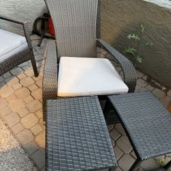 Sun Chaise And Foot Stools 