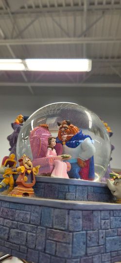 Disney glove