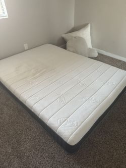 Sleep soft Queen mattress