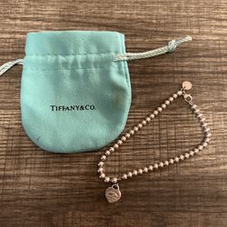 New Authentic Tiffany And Co Beaded 2 Sided Heart Braclet With Pouch Size 7-48 Inches Never Used $125 Obo  C My Other 100 Listings Ty