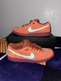 Nike SB Dunk Low Mystic Red Size 11M