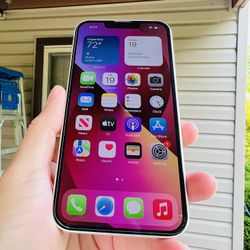 iPhone 13 T-Mobile / Metro