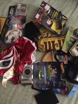 Collectibles lot