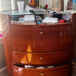 Dresser Set