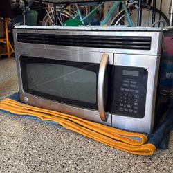 GE Over The Range Microwave 