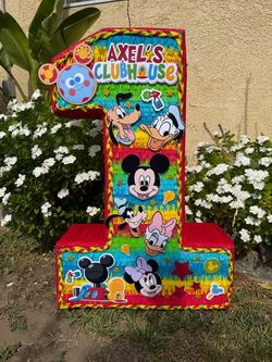 Mickey Mouse clubhouse number one pinata numero uno