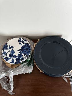 Plates And Cups 