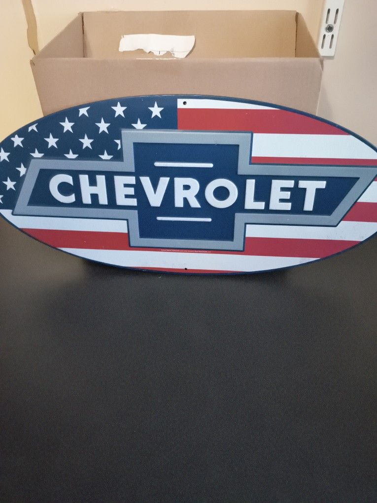 Vintage Chevrolet Collectable Metal Sign