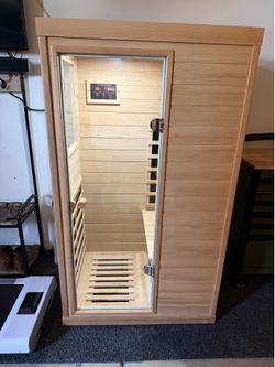 1-Person Indoor Far-Infrared Sauna (Hemlock Wood)