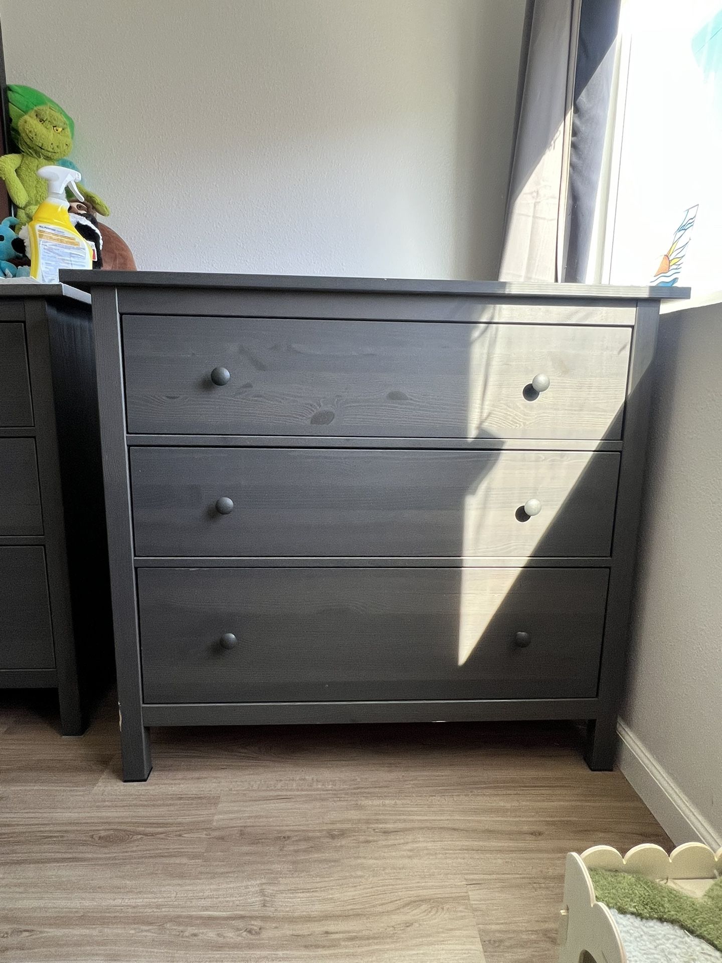 Ikea Hemnes 3 Drawer Dresser Grey/Gray