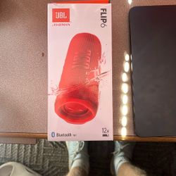 Red JBL Flip 6 