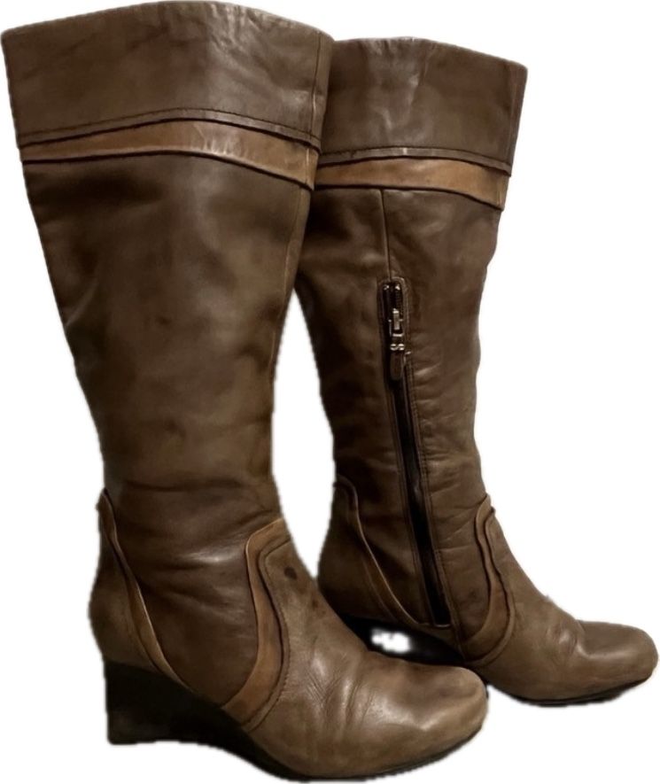 Earthies Suede Knee High Wedge Boots Size 8.5