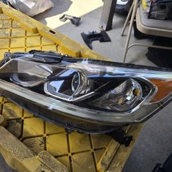 2015-17 Accord Drivers Sdie Headlight