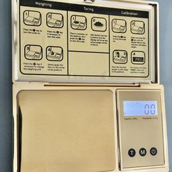 Digital Gram Scale with 200g x 0.01g Capacity for Accurate and Precise Weighing.