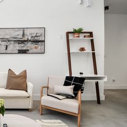 arm chair/accent chair