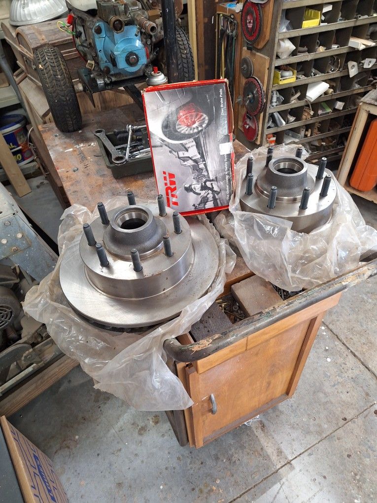 Front Disc Brakes And Pads For 98 To 2010 F250