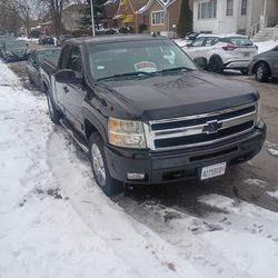 2009 Chevrolet Silverado 1500 Crew Cab