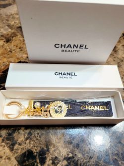 Chanel Beauté Keychain/Bag Charm (GWP)