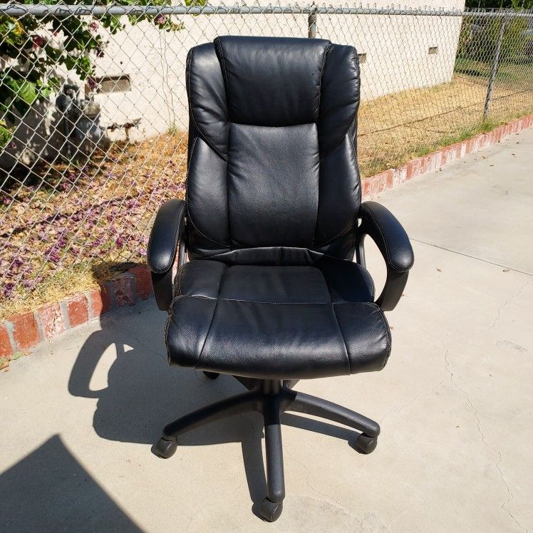 Kelburne Luxura Black Office Chair