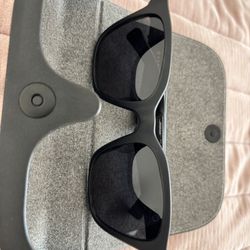 New Mint Condition Bose Frames Alto M/L Audio Sunglasses With Open Ear Headphones W/Bluetooth-Black 