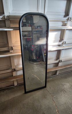 Mirror tall