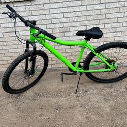 Genesis 27.5 in. Men's Villotti Mountain Bike, Green