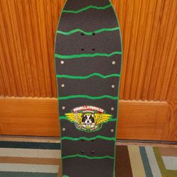 New, never skated Frankie Hill Bulldog skateboard with period correct build