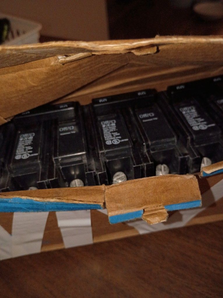 60 Amp Eaton Type BR 