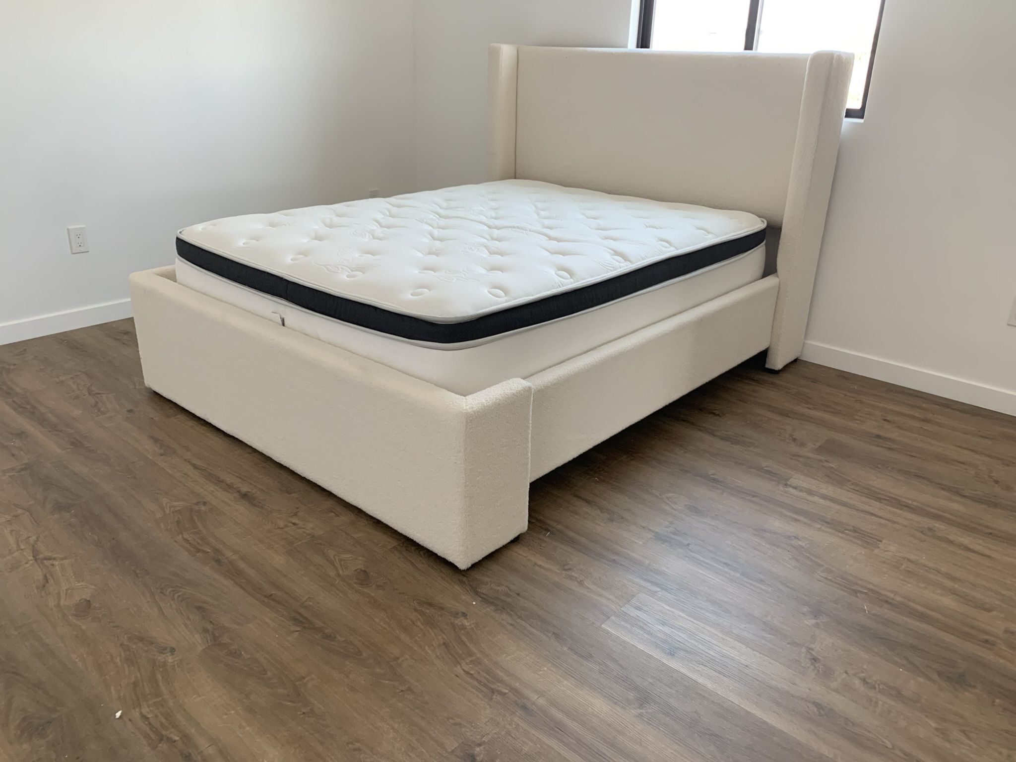 $699 Brand New King Bed Frame With Mattress (Read Description Below)
